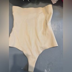 Fullness shapewear Shape wear Thong size L nude